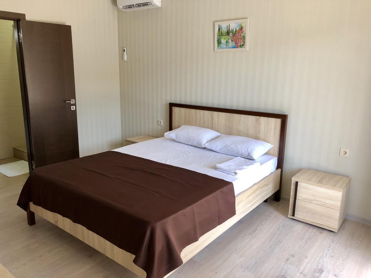 Hotel Mandarin Pitsunda Dış mekan fotoğraf